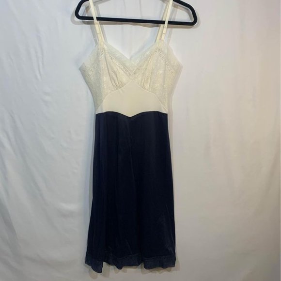 Vanity Fair Other - Vanity Fair woman’s slip dress. Nylon tricot. Size 34. Navy/white. Adjustable st